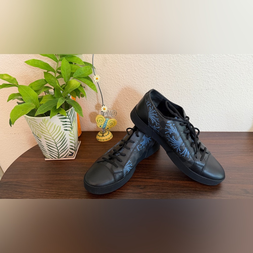 Louis Vuitton Black Sneakers with Blue Accents- Authentic